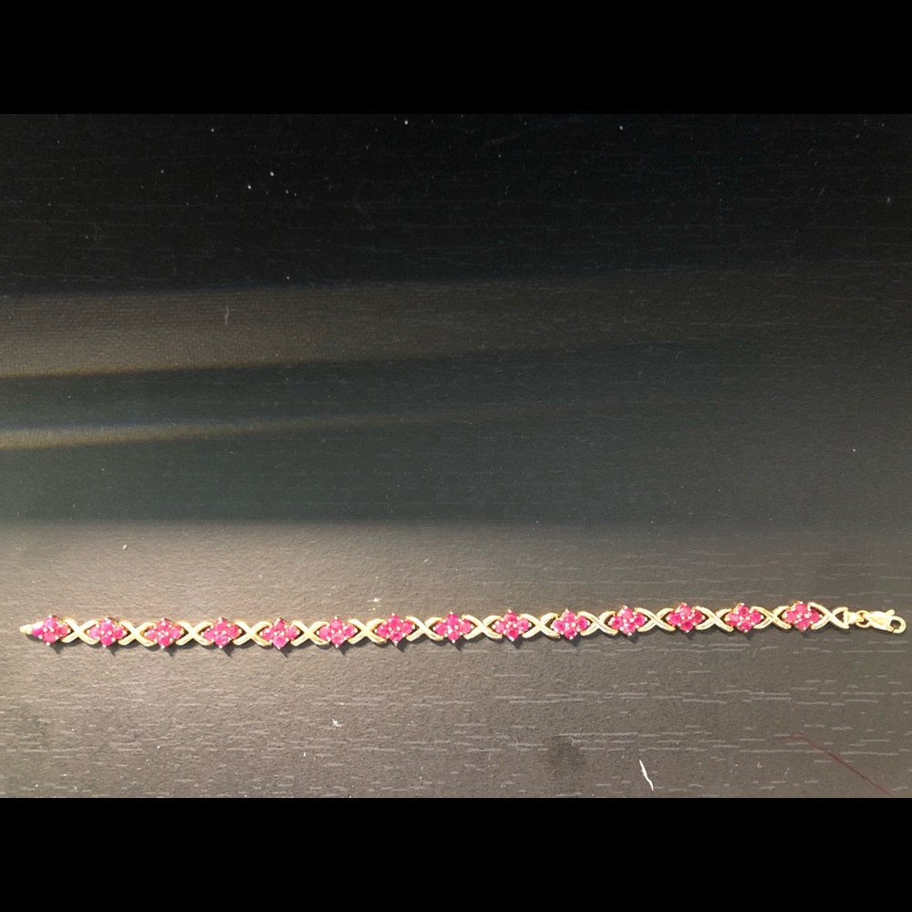Garnet and 10k bracelet 7 inches long
